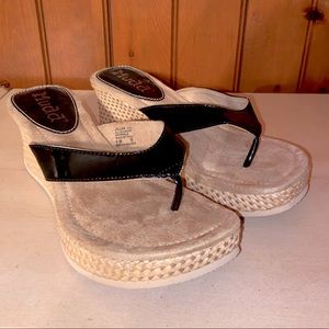 NEVER WORN Wedge Sandals